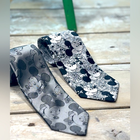 Vtg Disney Ties Cervantes Comic Print NWT and Balancine 70’s 80’s Black/White - Picture 1 of 6